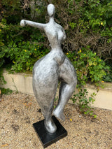 Statue Femme Nana Oeuvre Resine - 135cm - Argent