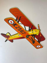 PLAQUE 3D MÉTAL AVION ORANGE 45x50CM - PLAQUE 3D DECO MURAL - ANIMAUX-RESINE.FR